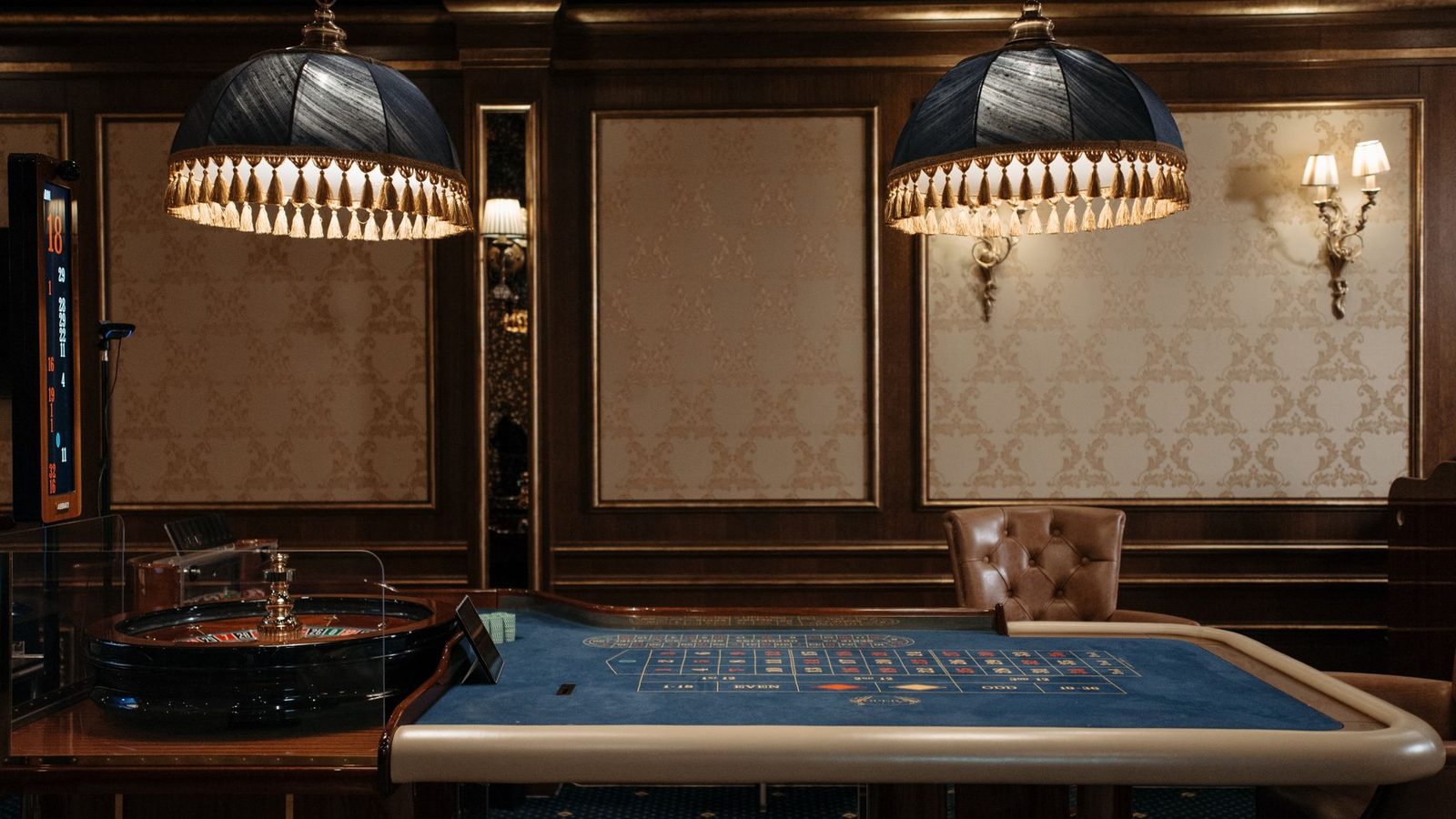 The gaming lounge at LynxHarbor